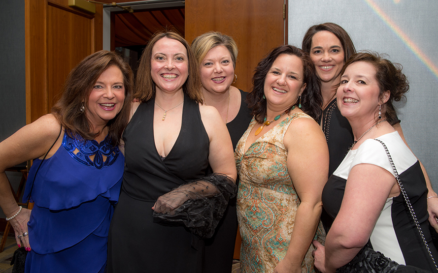 Kari Hudson, Dawn Downes, Amy Scott, Kristy Higgins, Erin Gabbert and Julie Gribben