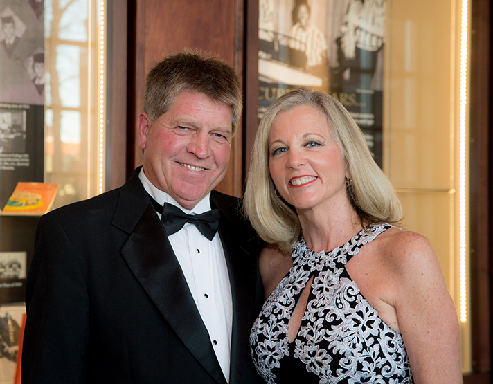 Dale & Julia Scoggins