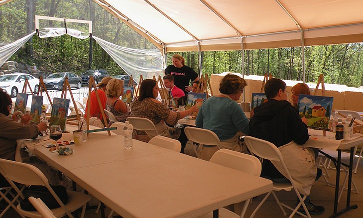 Look Out's painting class during last year's Italian Festival. (Photo Contributed)