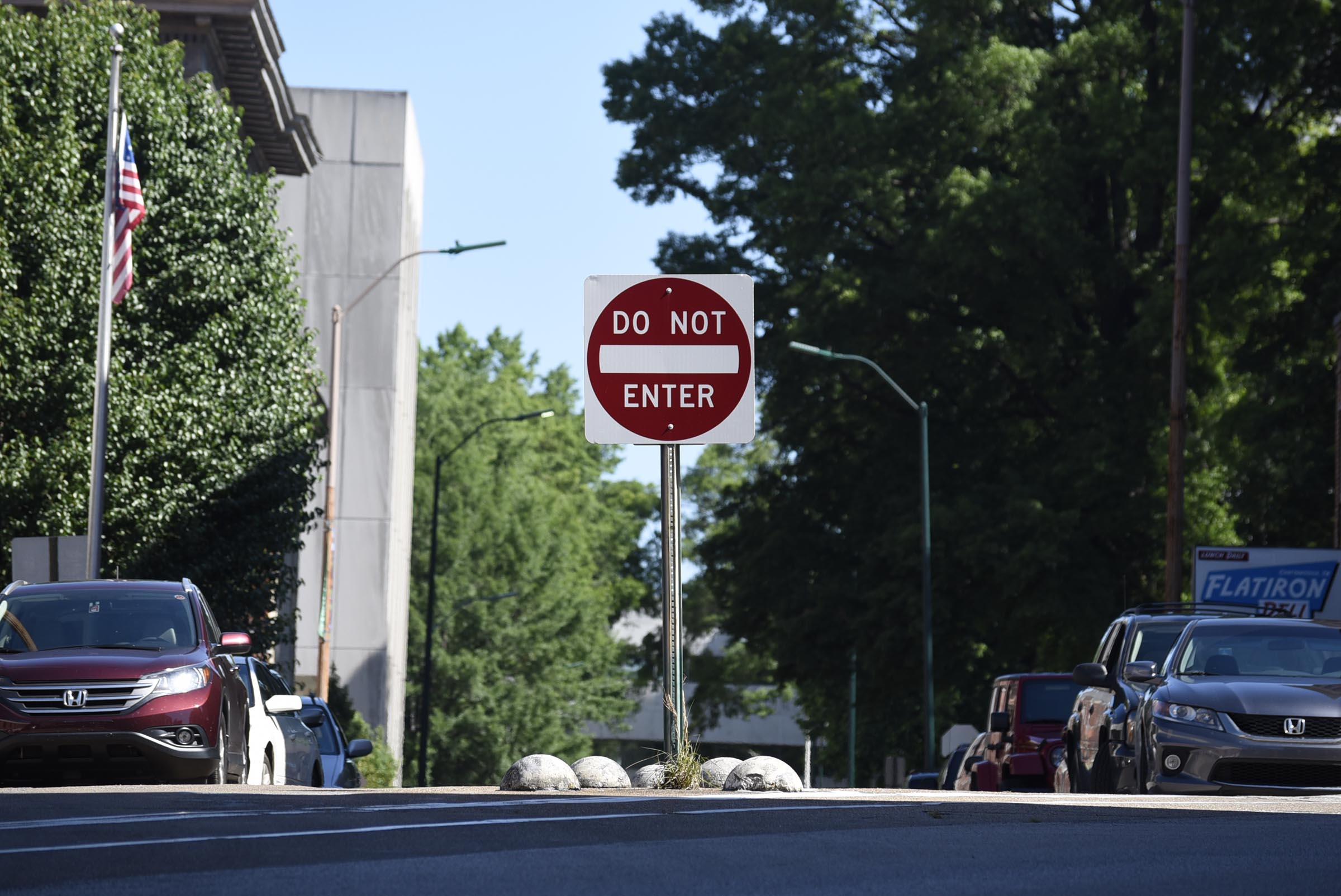 A do not enter sign warns drivers on Georgia Avenue that Walnut Street street is one way. The Chattanooga City Council will decide at its meeting tonight whether to spend about $70,000 to study doing away with one-way streets in downtown.