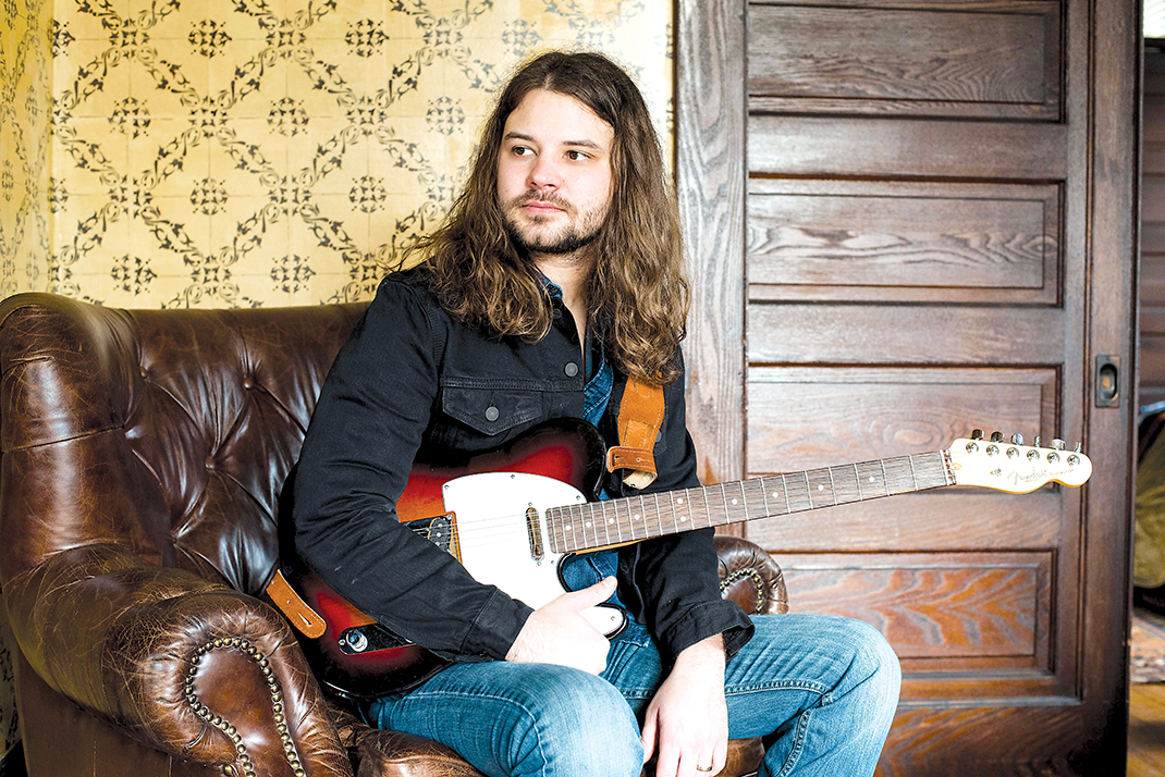 With a throwback style that mixes outlaw country and well-crafted Americana, Brent Cobb is returning to the Revelry Room on Friday 6/23, following the late 2016 release of his new album, "Shine On Rainy Day."