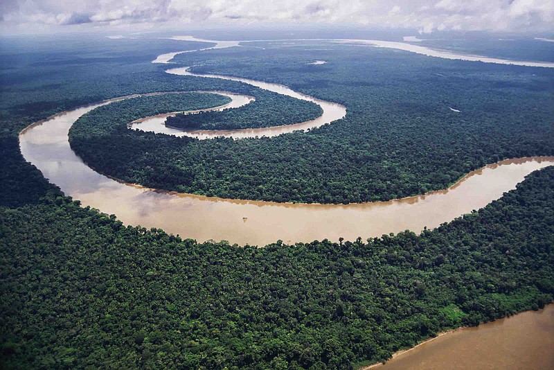 The Cuberta sails along the Amazon River.