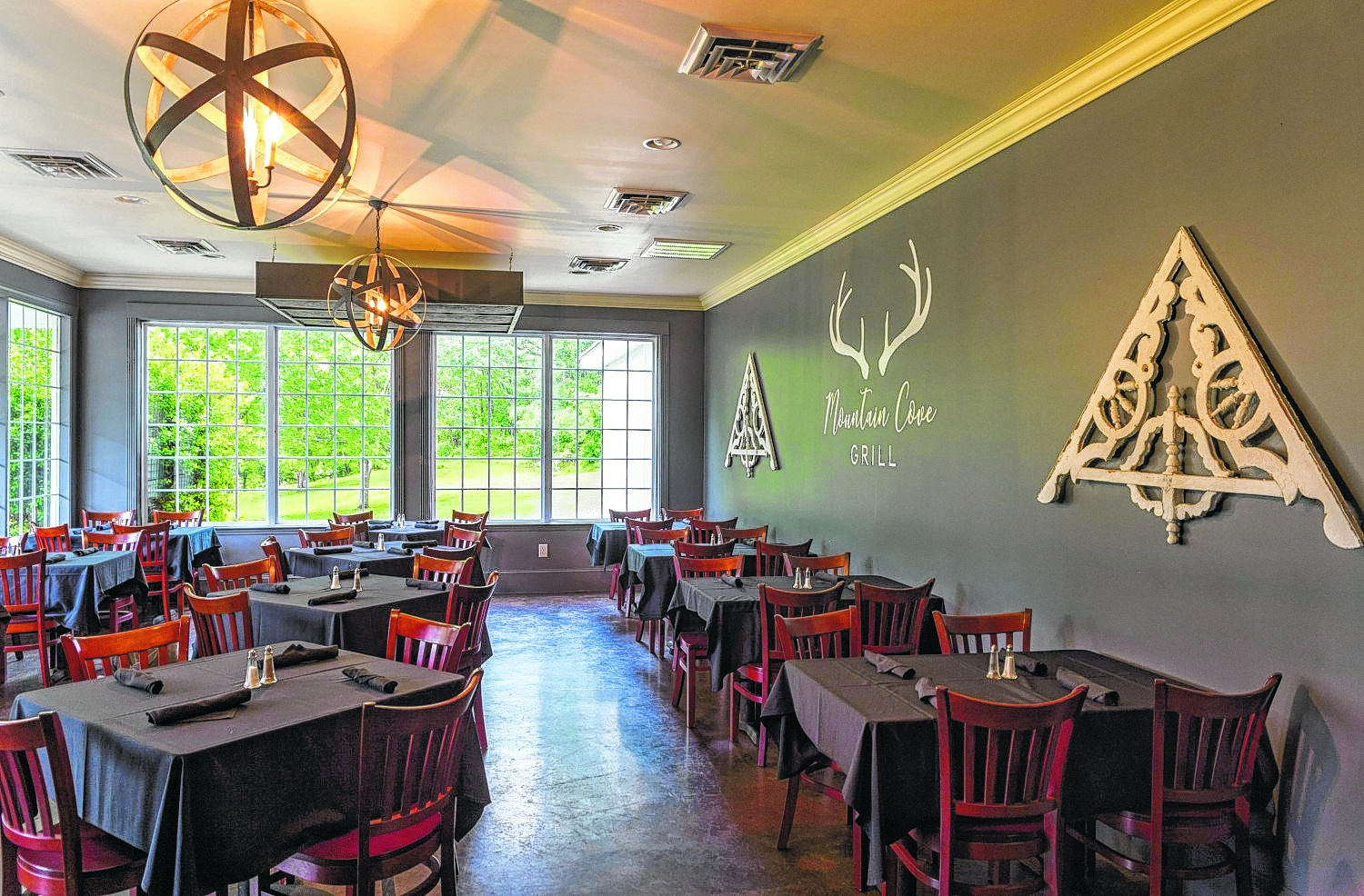 Inside Mountain Cove Grill (Photo by Mark Gilliland)