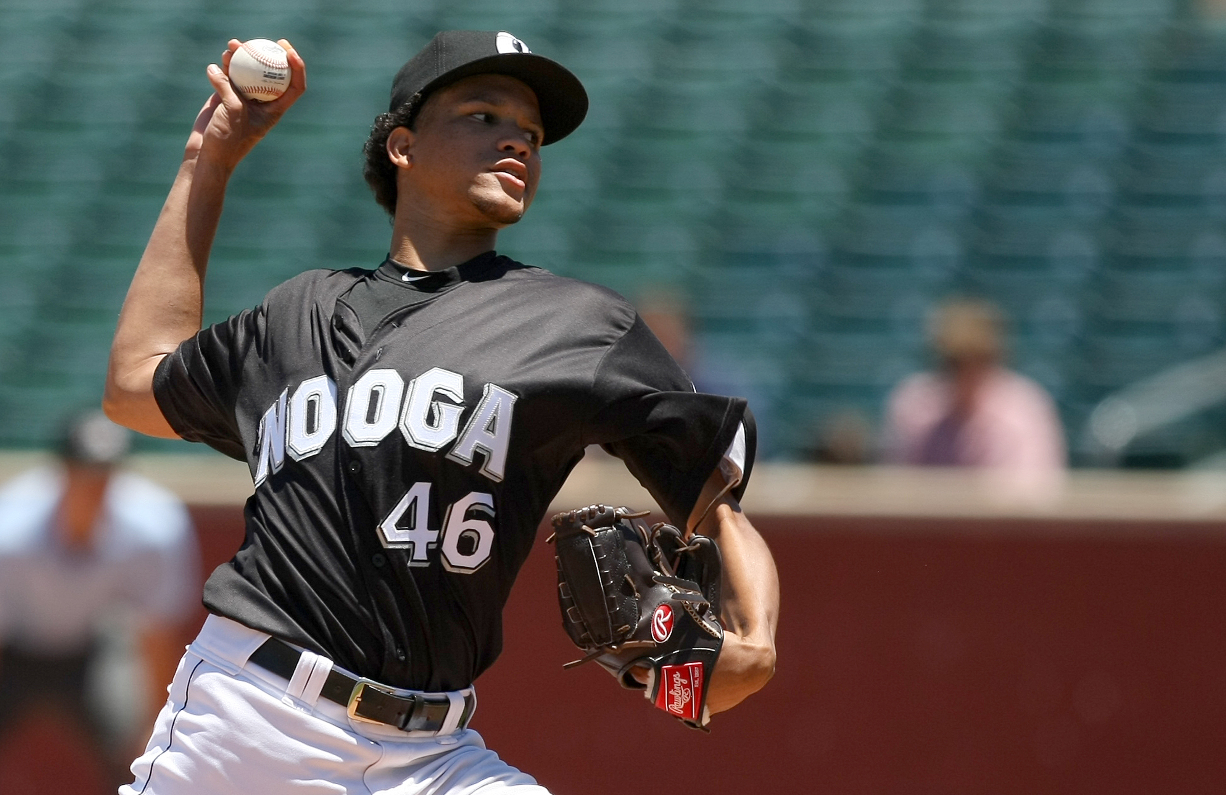 Chattanooga Lookouts pitcher Felix Jorge (46) pitches in the top of the seventh inning against the Jackson Generals at AT&T Field on Wednesday, June 7, in Chattanooga, Tenn.