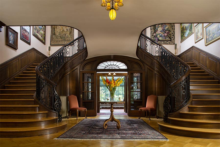 The grand entrance to the Mercersburg Inn lets guests know they are in a very special place.