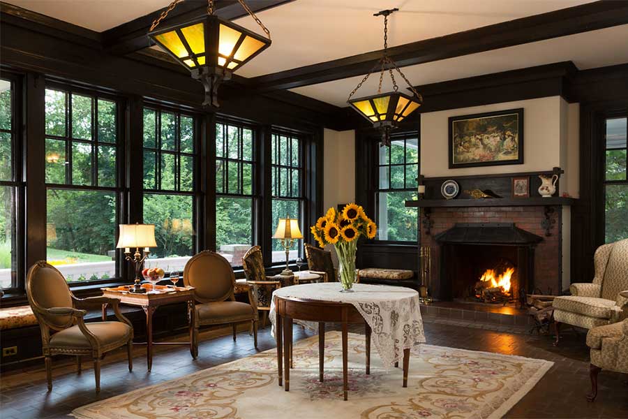 The delightful breakfast room at Mercersburg Inn gets the day off to a wonderful start.