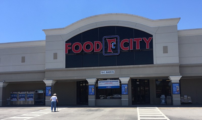 Food City at 7804 East Brainerd Road