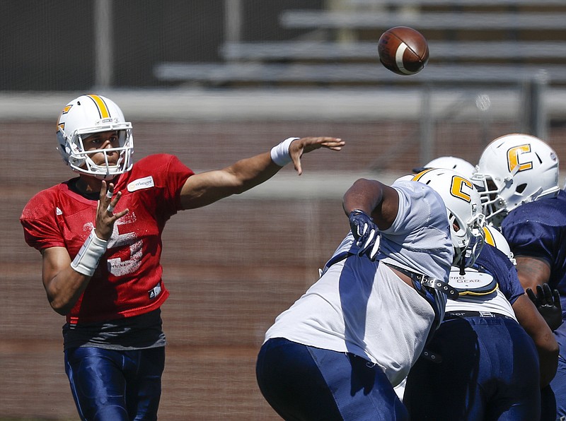 UTC quarterback Alejandro Bennifield passes during UTC's spring football game day at Finley Stadium on Saturday, April 8, 2017, in Chattanooga, Tenn. This year's spring game was an open practice followed by a 40 minute scrimmage.