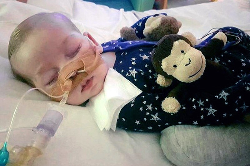 The fate of seriously ill little Charlie Gard should be left to his parents.