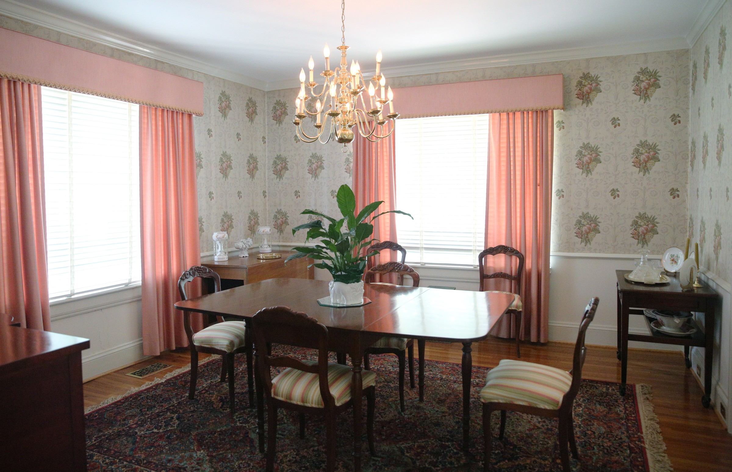 The dining room of Barbara Blake's Sunset Road house in Chattanooga, Tenn., previously had a bell beneath the dining room table allowing the owner to ring for the maid. The bell was taken out several years back when the Blakes had to repair the floors.