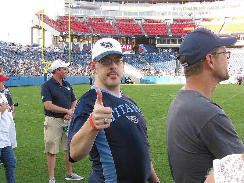 Tennessee Titans mascot, cheerleaders coming to Chattanooga