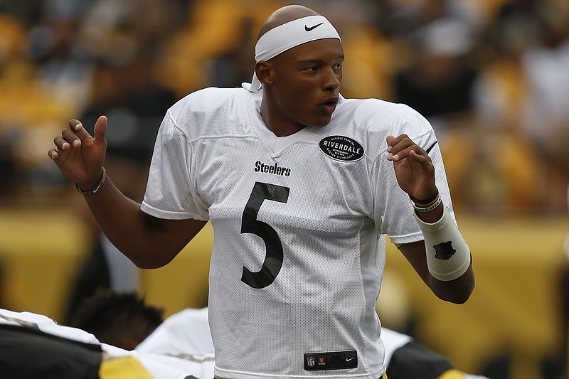 Pittsburgh Steelers quarterback Joshua Dobbs will get the chance to start in the team's first game of the 2017 preseason Friday night against the New York Giants.