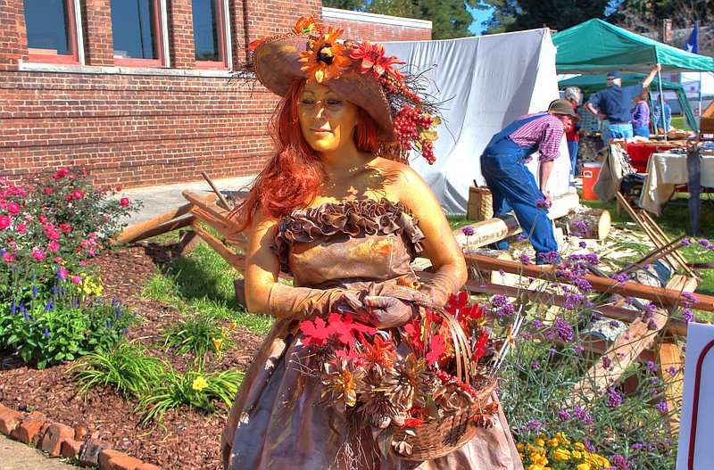 Lady Autumn at the Mountain Makins Festival.