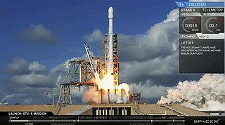 SpaceX launches Air Force's super-secret minishuttle | Chattanooga ...
