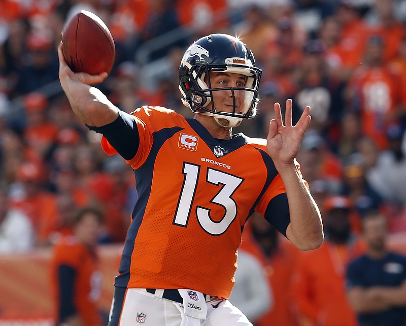 Siemian, Broncos crush Elliott, Cowboys 42-17