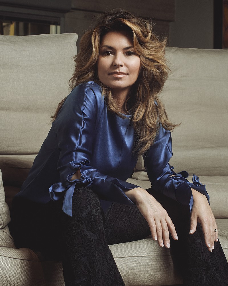 Shania Twain, set to release her first album in 15 years, titled "Now," in Los Angeles, Aug. 8, 2017. The last time Shania Twain released an album-- the experimental country-but-not-quite opus ҕp!" -- Napster had just come and gone, Barack Obama was still a state senator andTaylor Swift had just taken her first trip as a pre-teen to Nashville. (Ryan Pfluger/The New York Times)