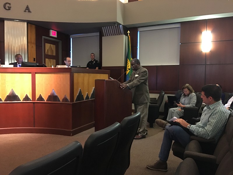 Former Judge Walter Williams speaks to the Chattanooga City Council.