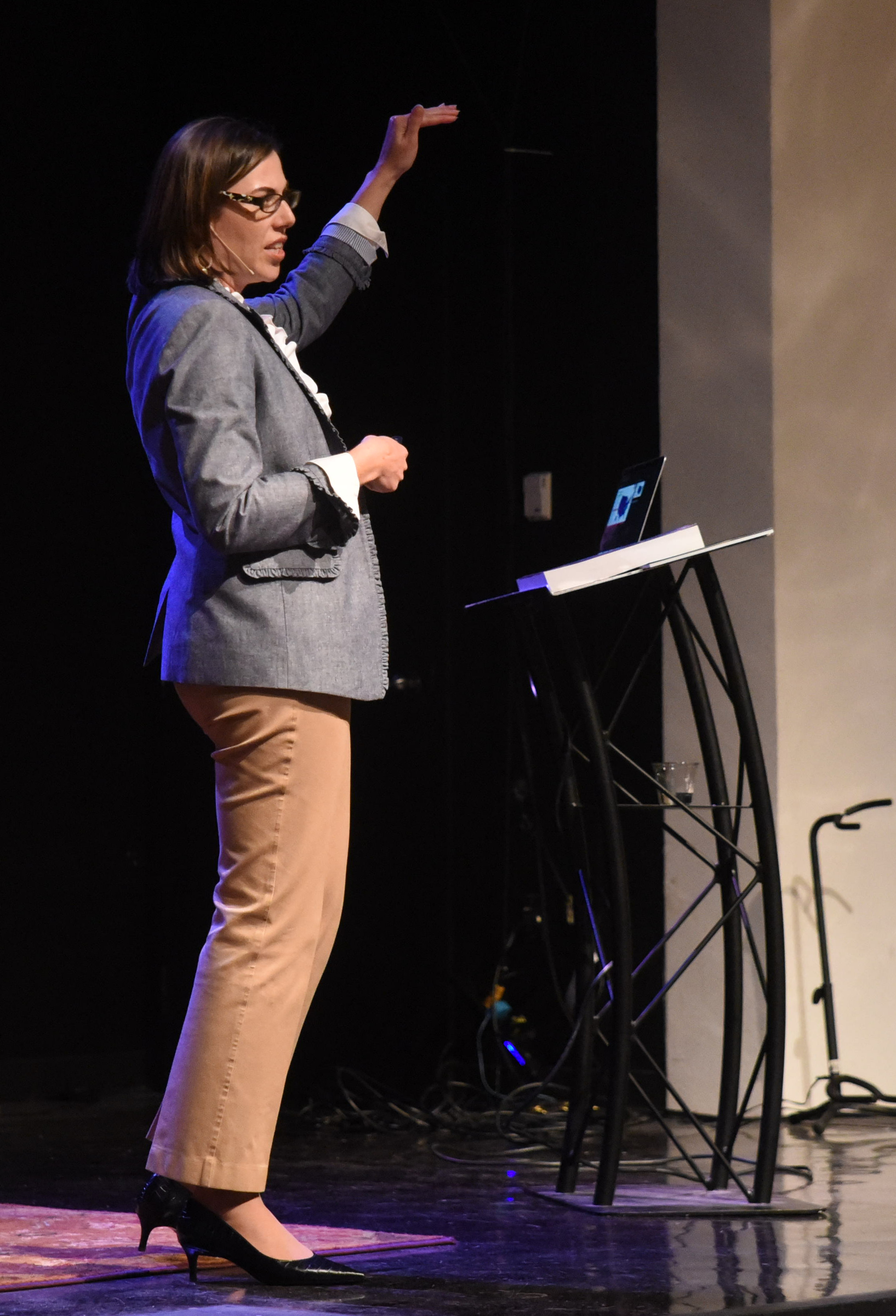Brooke Hempell, senior vice president at Barna Research, talks to local pastors about who is in their community, fostering generosity
and kindness, along with faith, the beliefs and practices.