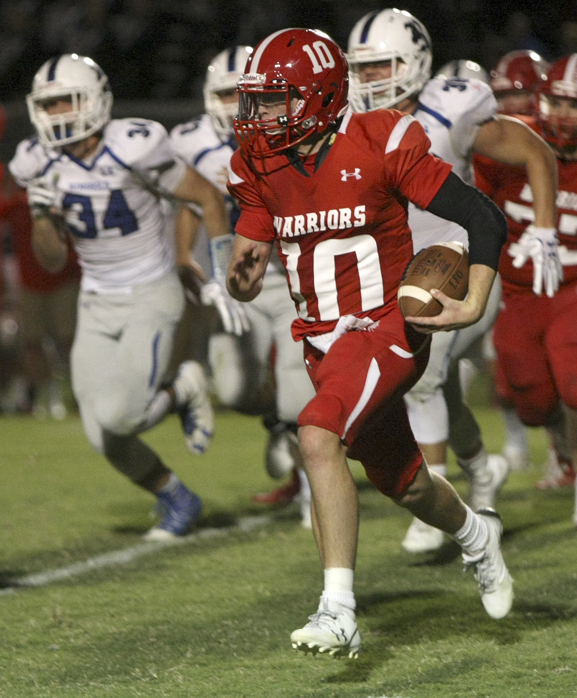 Lakeview-Fort Oglethorpe's Zach Vaughn carries the ball during the fourth quarter against Ringgold at Lakeview-Fort Oglethorpe High School's Tommy Cash Stadium on Friday, Sept. 29, in Fort Oglethorpe, Ga.