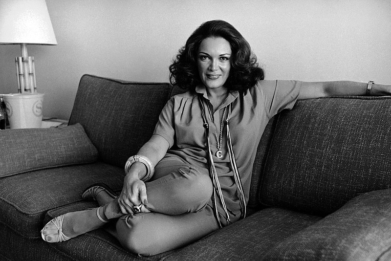 Legendary singer Connie Francis auctions life's treasures | Chattanooga  Times Free Press