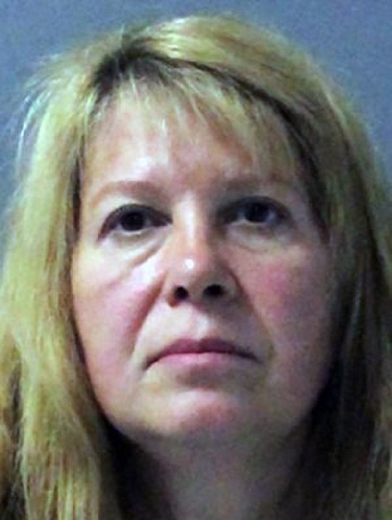 
              FILE - This file photo provided by the Palm Beach County Sheriff's office shows Sheila Keen Warren, who was arrested Tuesday, Sept. 26, 2017, in Abington, Va. Prosecutors said they will seek the death penalty against Warren, who was accused of dressing up like a clown in 1990 and fatally shooting the wife of her future husband. (Palm Beach County Sheriff's office/Palm Beach Post via AP, File)
            