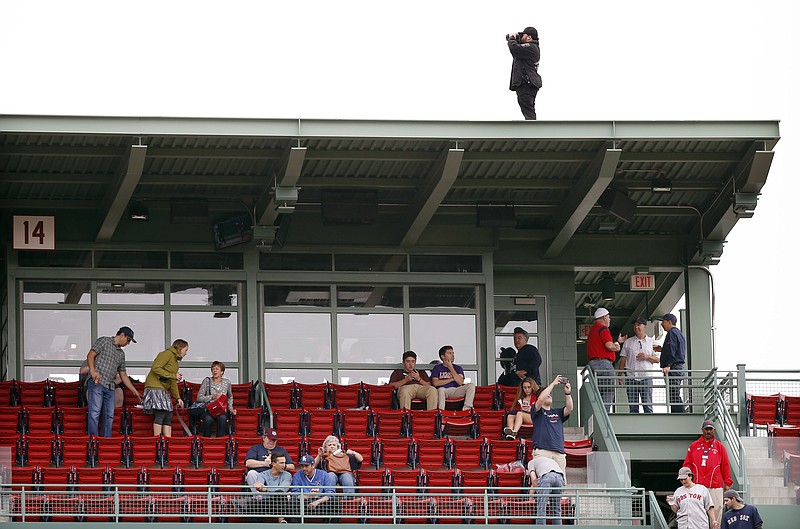 Red Sox upping security at Fenway after Las Vegas shooting