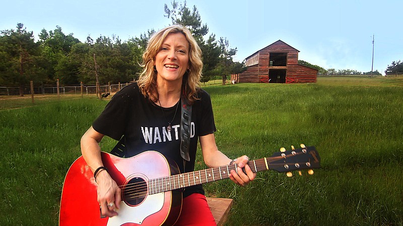 Singer-guitarist-producer Michelle Malone has toured in seven countries, recorded 14 albums and played with Gregg Allman, John Mayer, Indigo Girls and the new band led by Kristian Bush, formerly of Sugarland.