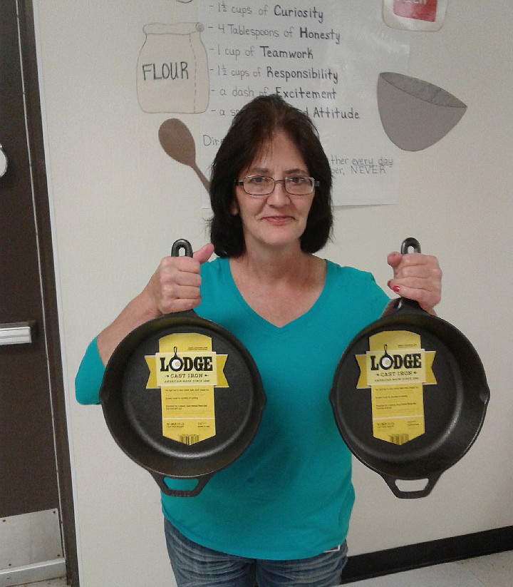 Eileen O'Brien, a Coalmont Elementary staff member, swept both categories of the cookoffs Friday night with her prize-winning chili and cornbread winning two cast iron skillets.