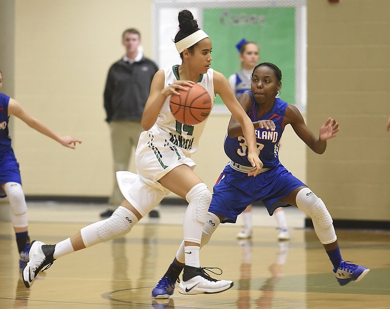 East Hamilton's Madison Hayes (14) has the skills to play multiple positions on the basketball court. The sophomore has scholarship offers from NCAA Division I schools.