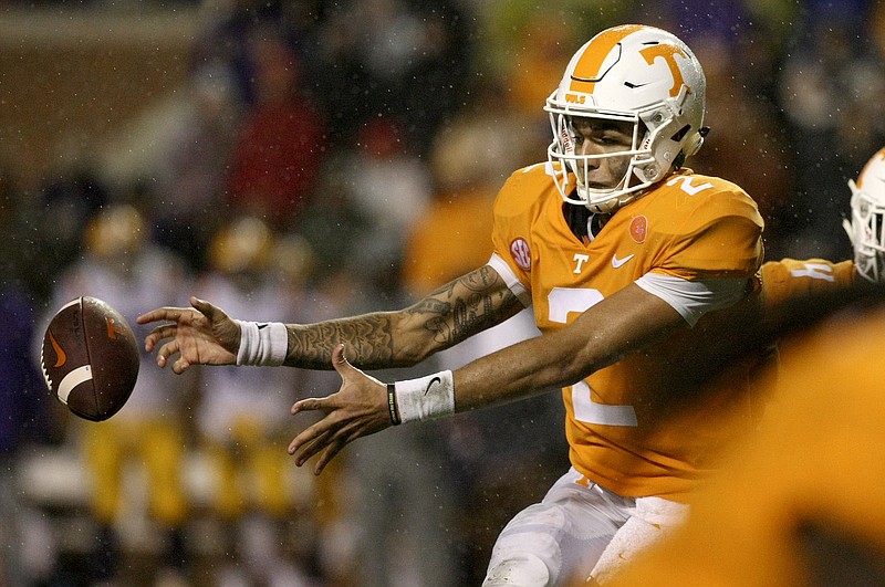 Tennessee quarterback Jarrett Guarantano (2) fumbles a snap against LSU during an NCAA football game at Neyland Stadium on Saturday, Nov. 18, 2017 in Knoxville, Tenn.
