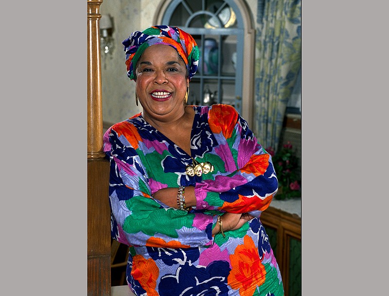 FILE - This October 1991 file photo shows actress Della Reese. Reese, the actress and gospel-influenced singer who in middle age found her greatest fame as Tess, the wise angel in the long-running television drama "Touched by an Angel," died at age 86. A family representative released a statement Monday that Reese died peacefully Sunday, Nov. 19, 2017, in California. No cause of death or additional details were provided. (AP Photo/Douglas C. Pizac, File)

