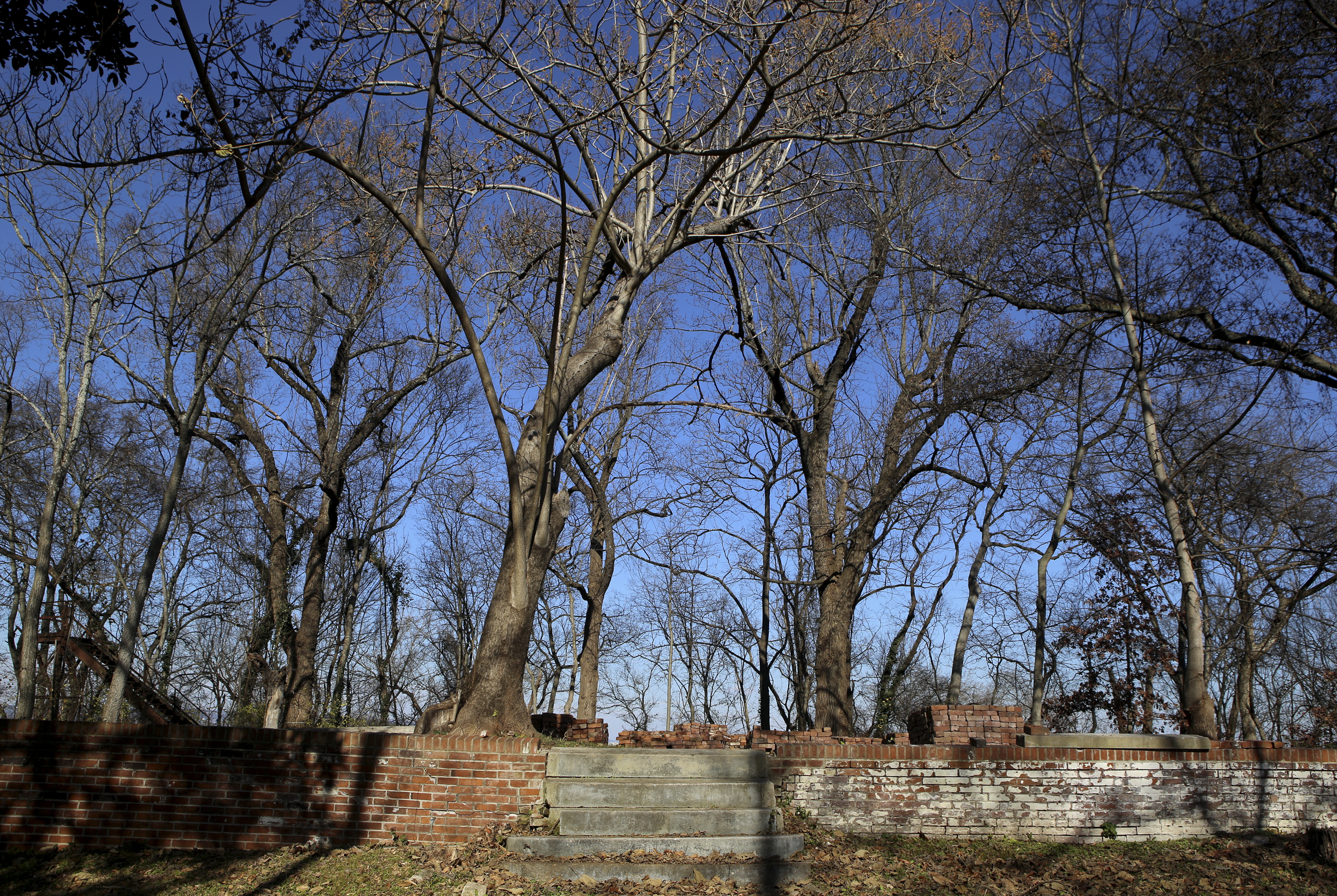 The main entrance to the old Scholze mansion is seen Old Wauhatchie Pike on Thursday, Dec. 14, 2017 in Chattanooga, Tenn. The Lookout Mountain Conservancy plans to create a conservation-themed neighborhood of 24 homes on 3.5 acres at the site of the old Scholze home place.