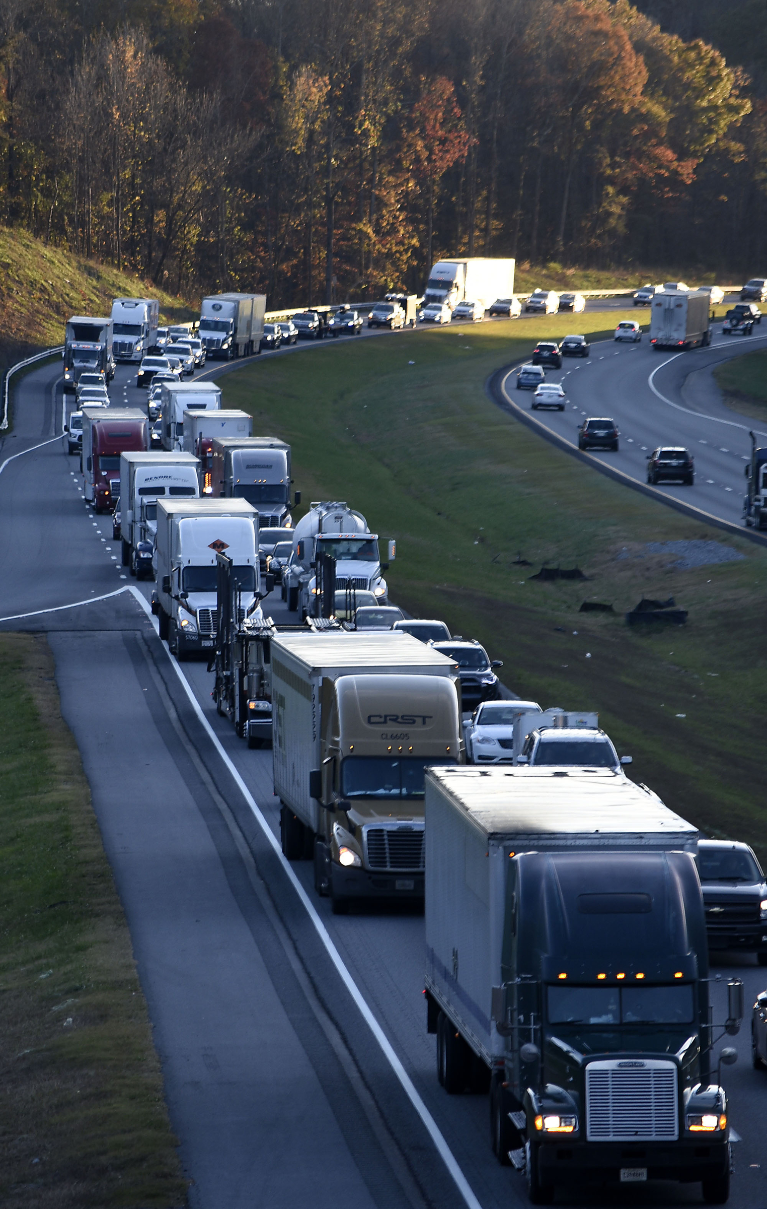 Staff Photo by Robin Rudd / Eastbound traffic along Interstate 24 near Wildwood, Georgia.