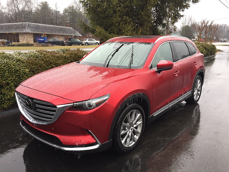 Soul Red is an attractive color for the 2018 Mazda CX-9.