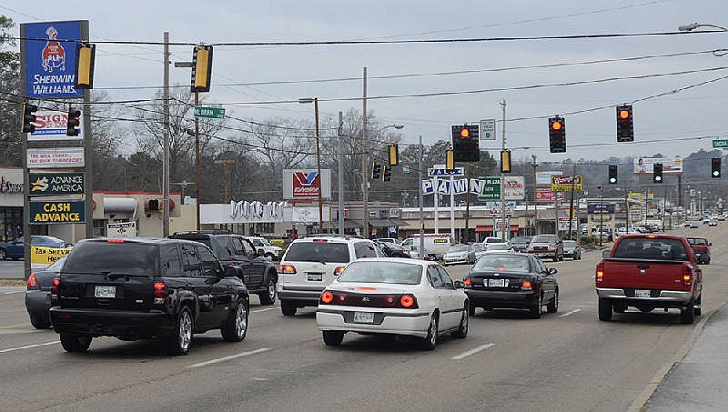 Traffic travels along a busy stretch of Brainerd Road. (Staff file photo)