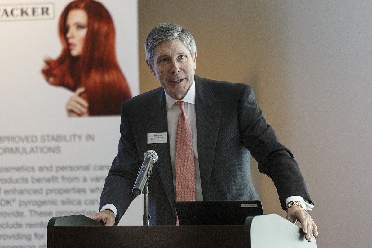 Tennessee opens recruitment office in Paris to serve France, Spain