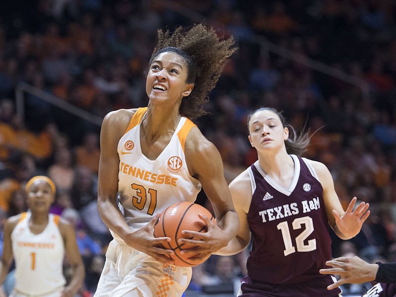 Tennessee's Jaime Nared (31) drives to the basket during an NCAA college basketball game against Texas A&M in Knoxville, Tenn. Thursday, Feb. 1, 2018.  (Saul Young/Knoxville News Sentinel via AP)