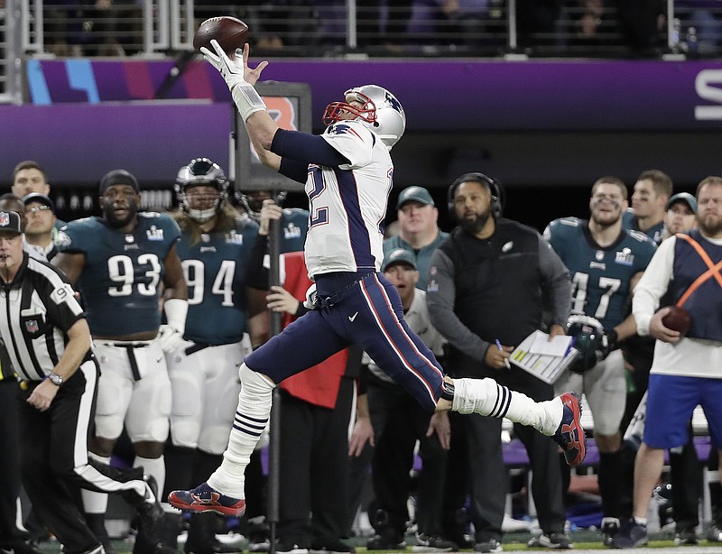 New England Patriots quarterback Tom Brady can't catch a pass during the first half of the NFL Super Bowl 52 football game against the Philadelphia Eagles Sunday, Feb. 4, 2018, in Minneapolis. (AP Photo/Mark Humphrey)