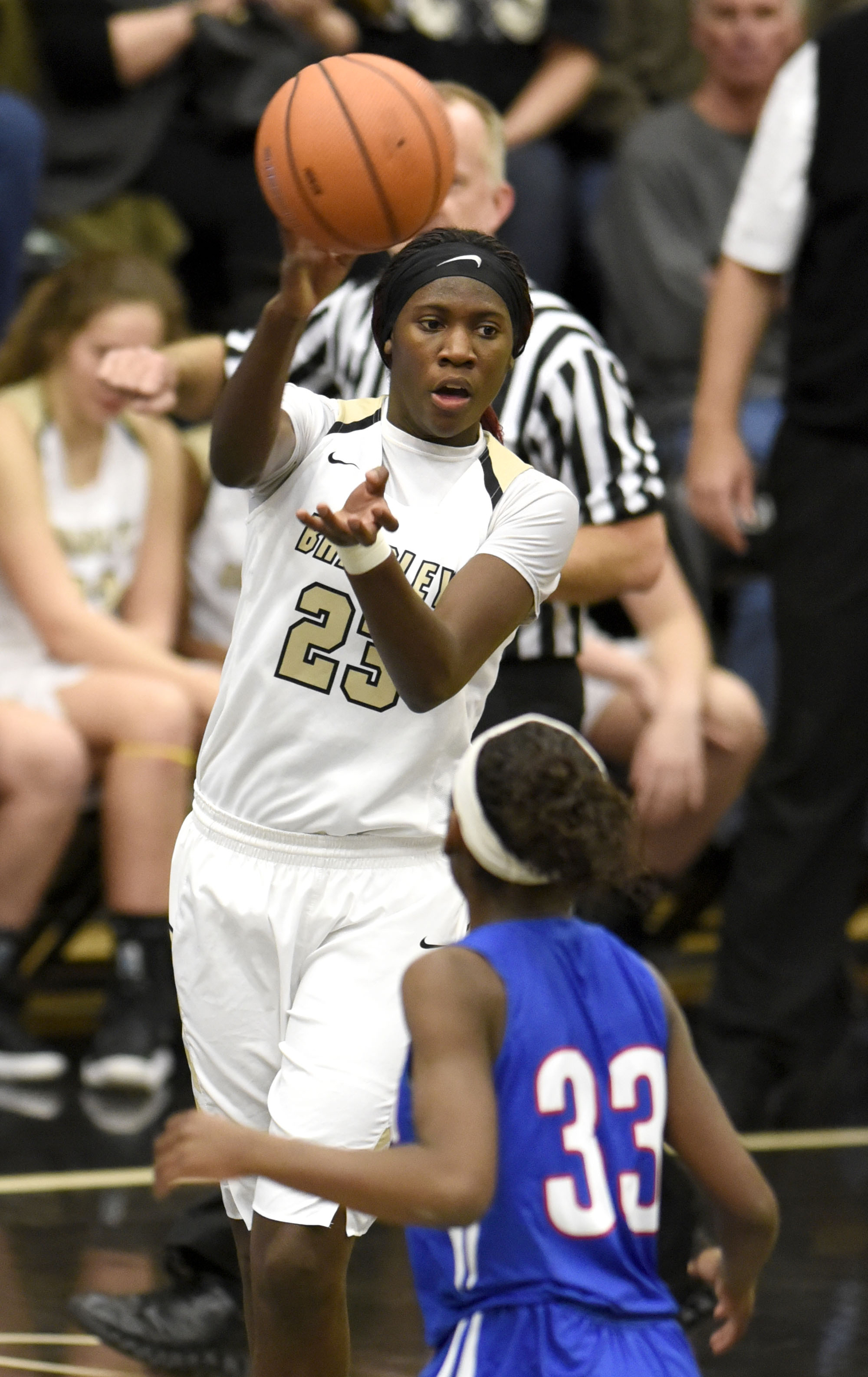 Bradley's Rhyne Howard (23) passes on a fast break. The Cleveland Lady Raiders visited the Bradley Central Bearettes in TSSAA basketball action on January 5, 2018.