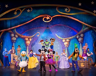 Mickey and Minnie's Doorway to Magic' brings Disney gang to