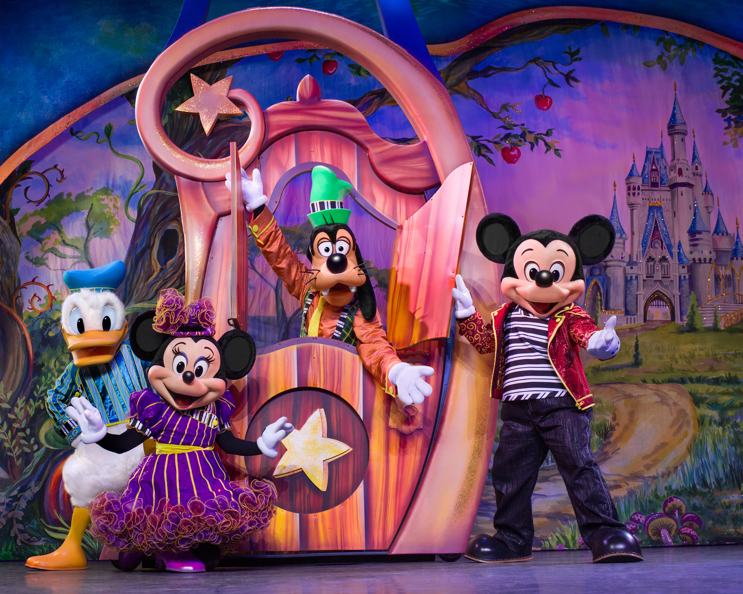 Mickey and Minnie's Doorway to Magic' brings Disney gang to
