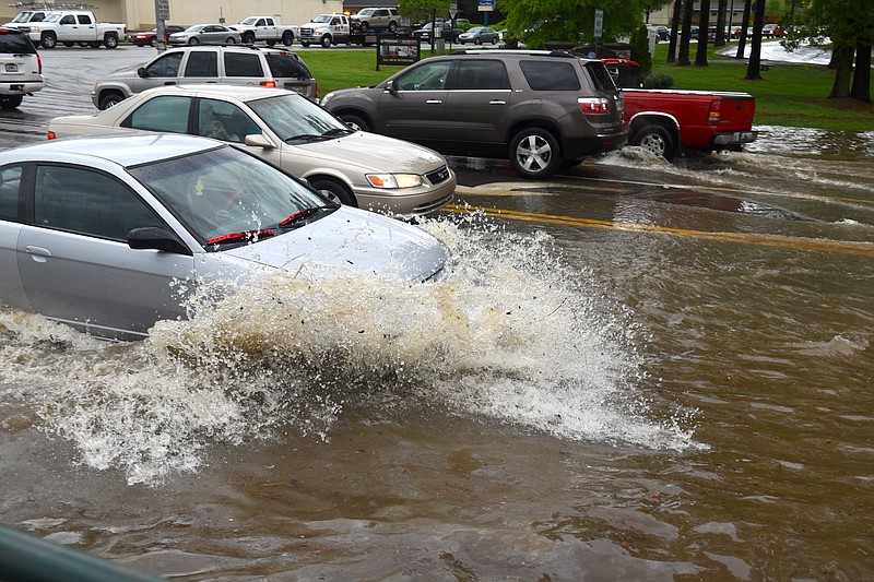 Storms, heavy rains rock Chattanooga region | Chattanooga Times Free Press
