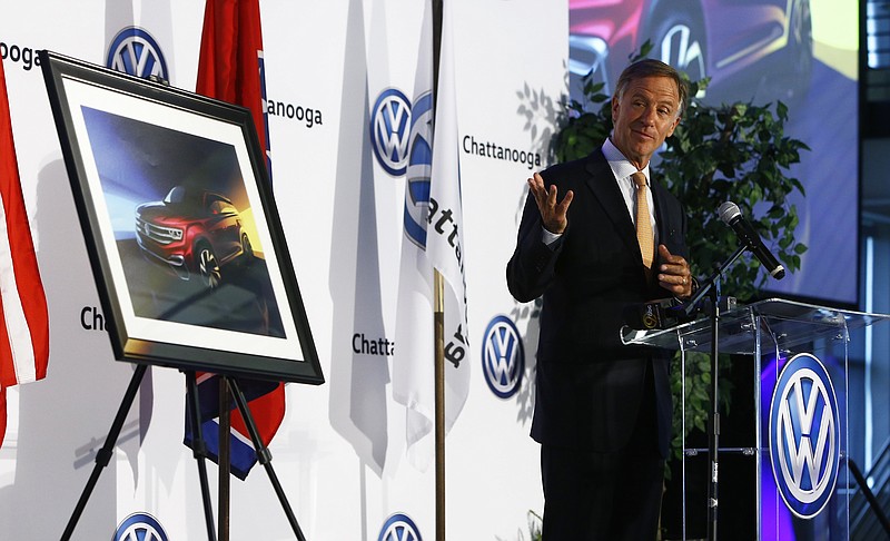 Tennessee governor, Bill Haslam, is seen at an announcement of the new 5-seat Atlas SUV at Volkswagen Chattanooga on Monday, March 19, 2018 in Chattanooga, Tenn. (Wade Payne/AP Images for Volkswagen)