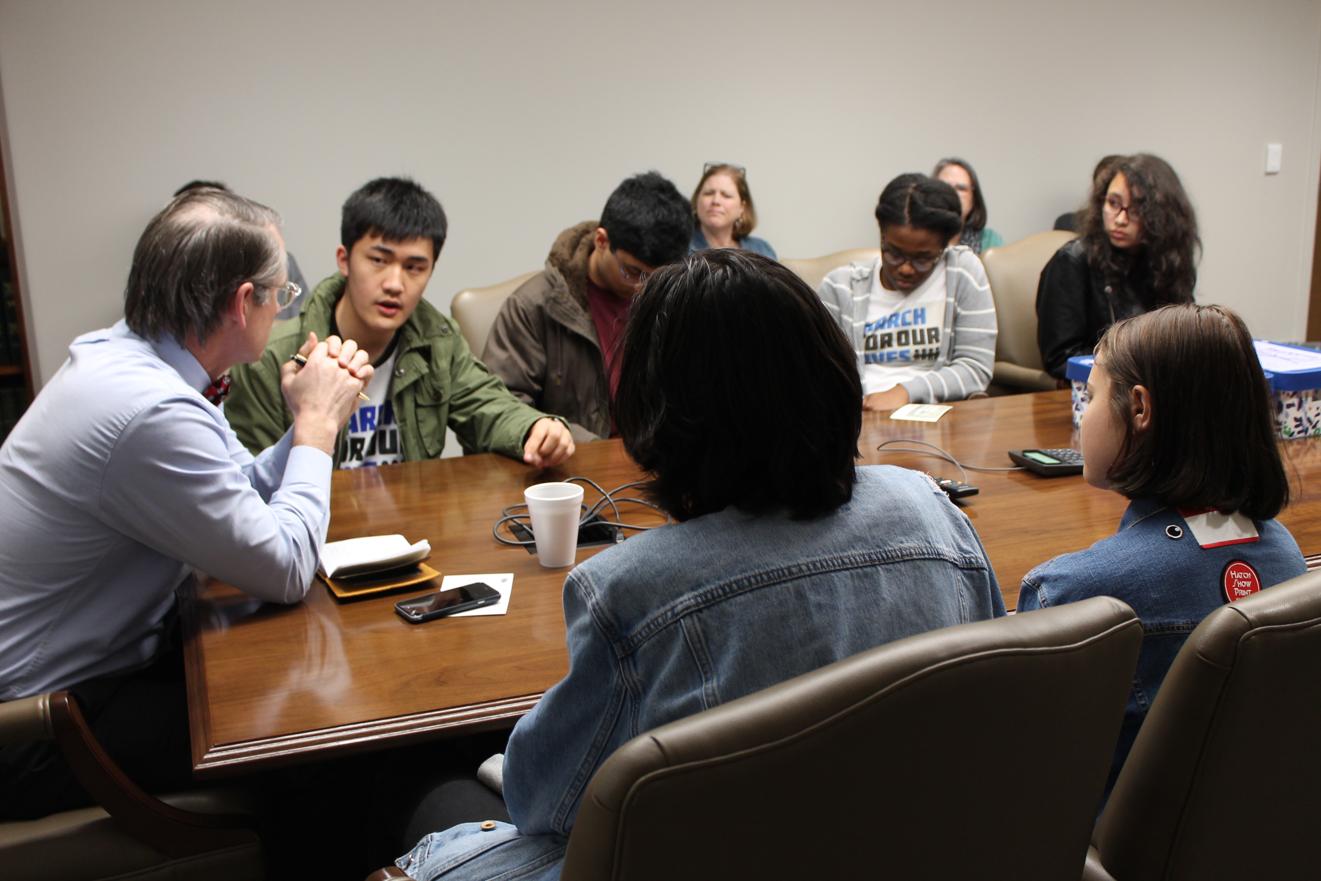 State Senator Bo Watson met with nine members of Chattanooga Students Leading Change on Monday, April 2. The students took time out of their spring break to visit Nashville to lobby elected officials to enact common sense gun laws to curb gun violence and improve school safety.