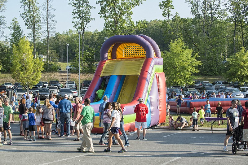 The Mountain Education Foundation's Dash & Bash fundraiser features 5k and 1-mile races, plus a block party with games and bouncy houses. (Contributed photo)