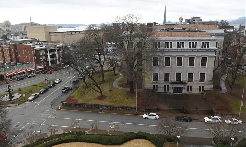 In this 2015 staff file photo, the Hamilton County Courthouse, right, is seen from the Unum building in Chattanooga, Tenn.