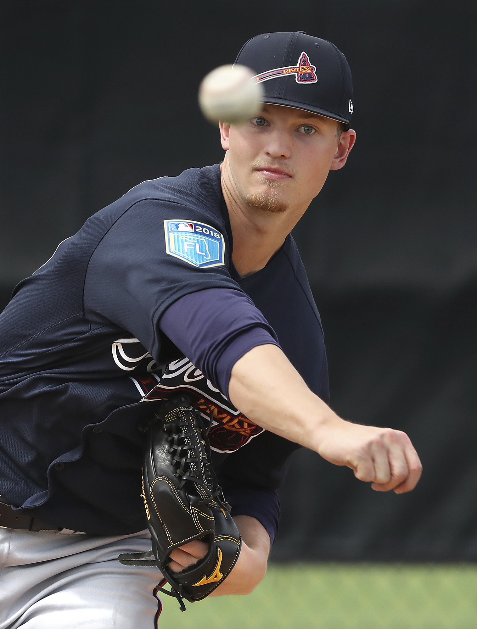 Soroka wins MLB debut, pitches baby Braves past Mets 3-2