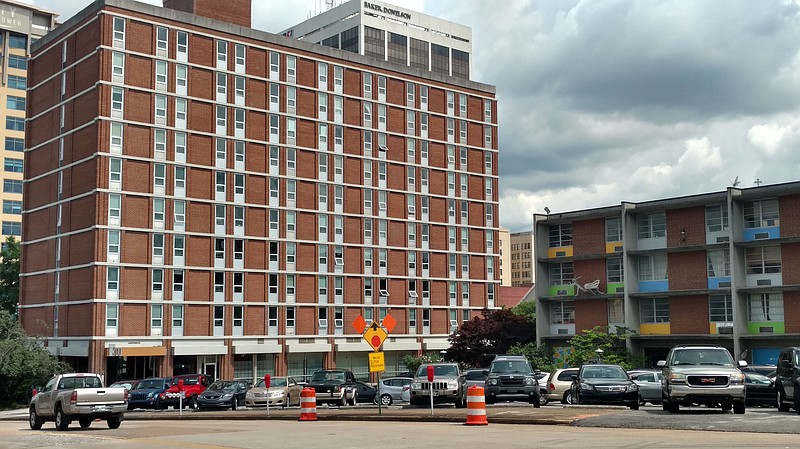 The 300 apartment building in downtown Chattanooga is to become a boutique hotel. 
