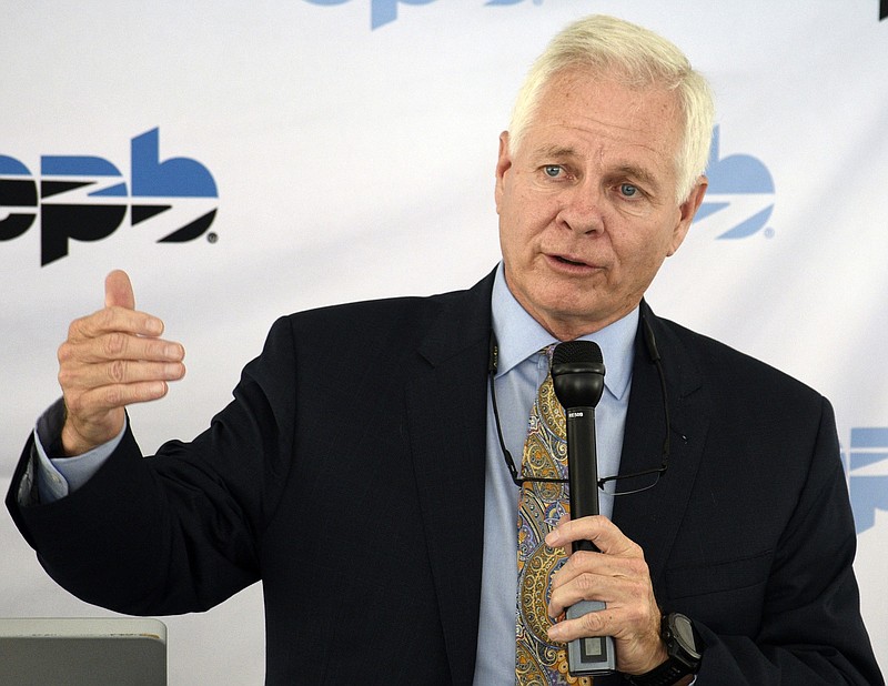 EPB CEO David Wade speaks at the event.  The Electric Power Board of Chattanooga unveiled its new 100 kilowatt, 4-hour, vanadium redox flow battery made by UniEnergy Technologies of Mukilteo, Washington on September 22, 2017.