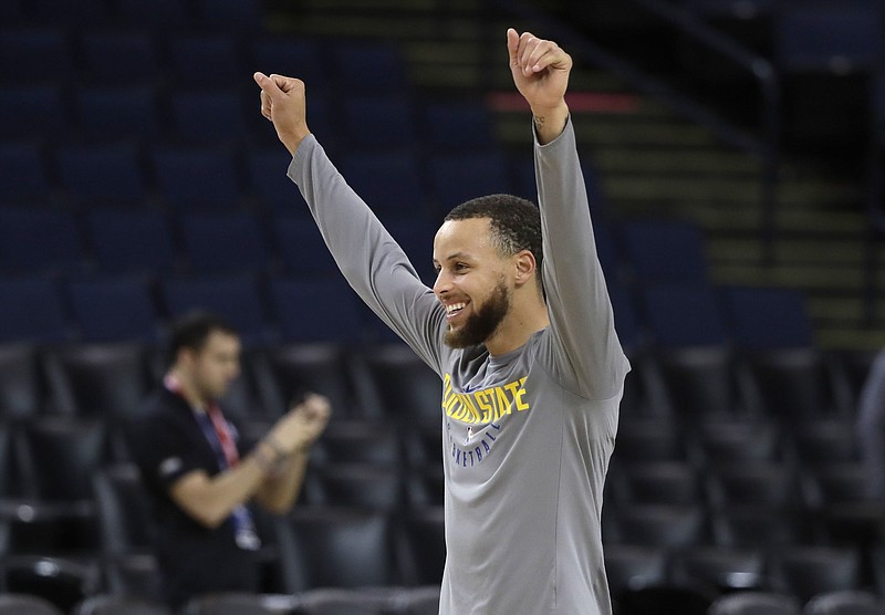 Stephen Curry will lead Golden State into a fourth straight NBA Finals vs. Cleveland starting tonight.